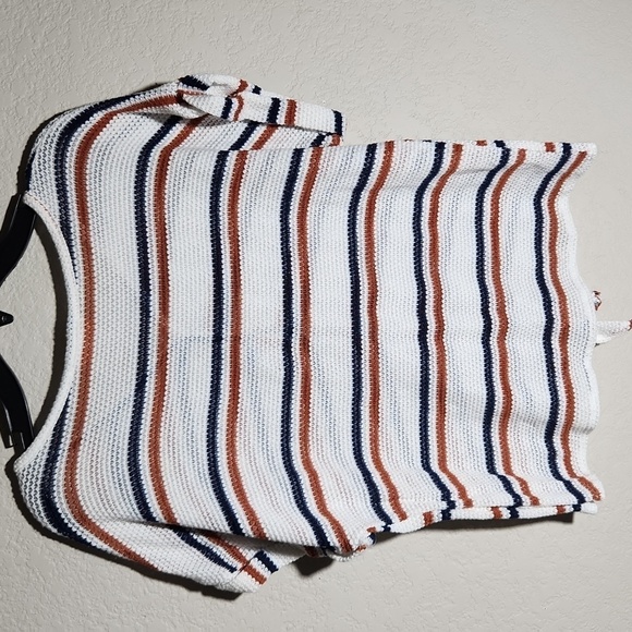 Love Wins Shirt Womens Size L Mesh Sweater Knit - Picture 3 of 8